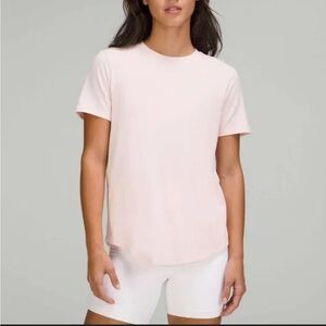 Lululemon Love Crew Tee Shirt 0